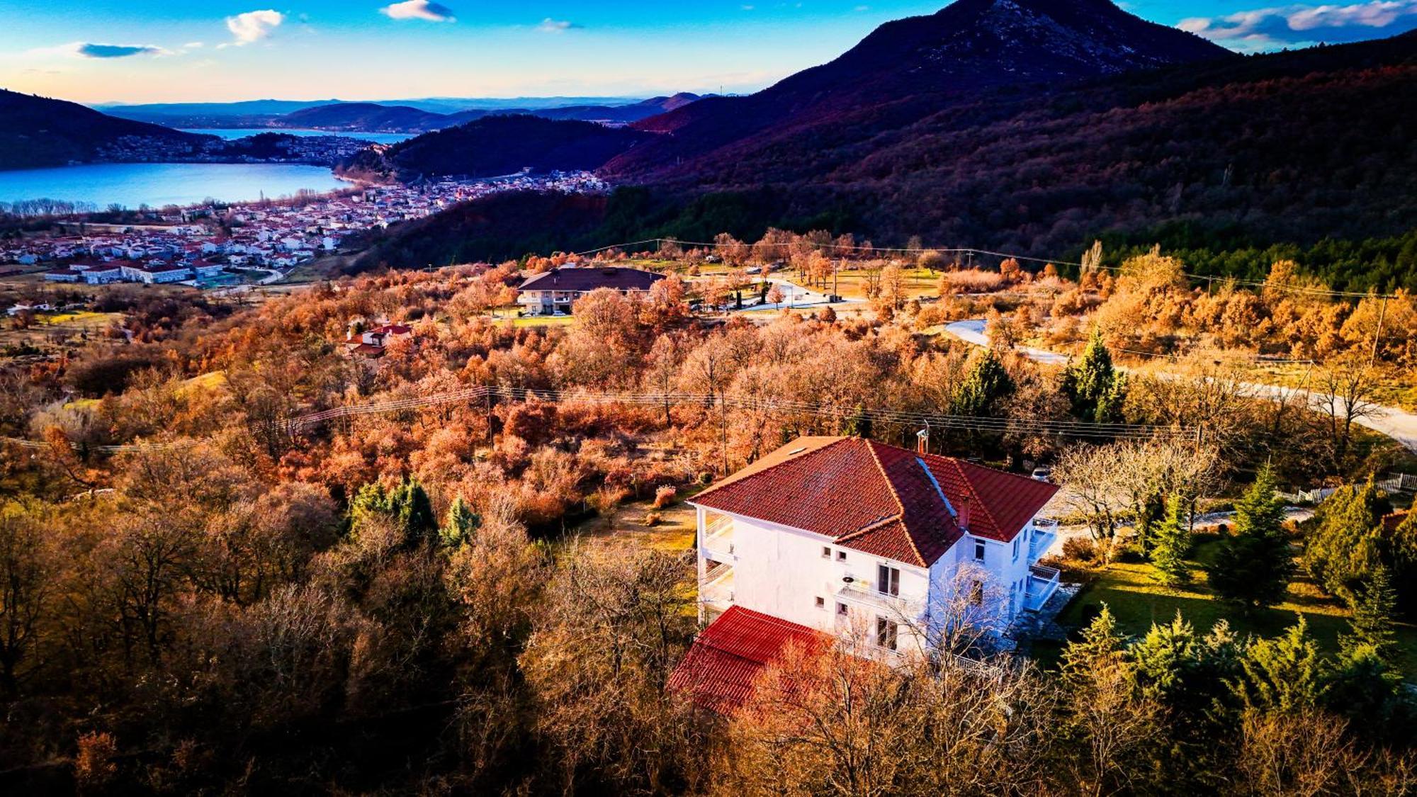 Guesthouse Vissinokipos - Biker Friendly - Motorradhotel Kastoria Exterior photo